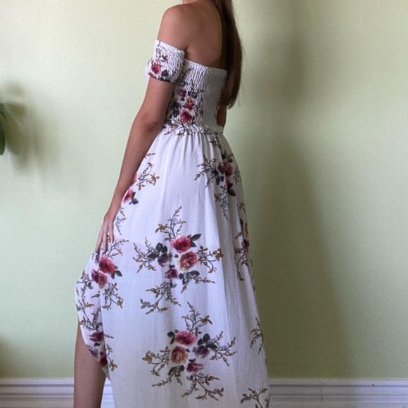 Sundress - Picture 3 of 4
